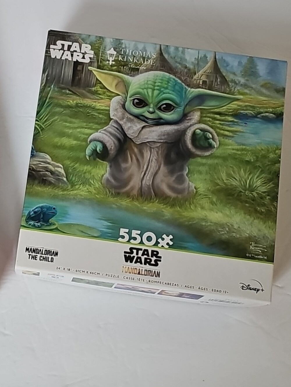 Star Wars Grogu Puzzle - Green and Brown Artwork 550-piece puzzle